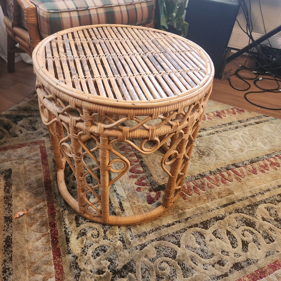 Vintage Bamboo Rattan Round End Table 1970s 70s Boho Bohemian Home Decor - Picture 5 of 7